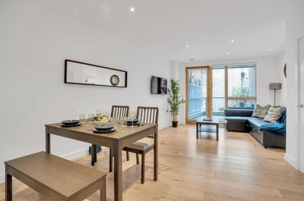 Outstanding 2 Bed Zone 2 Near Londres